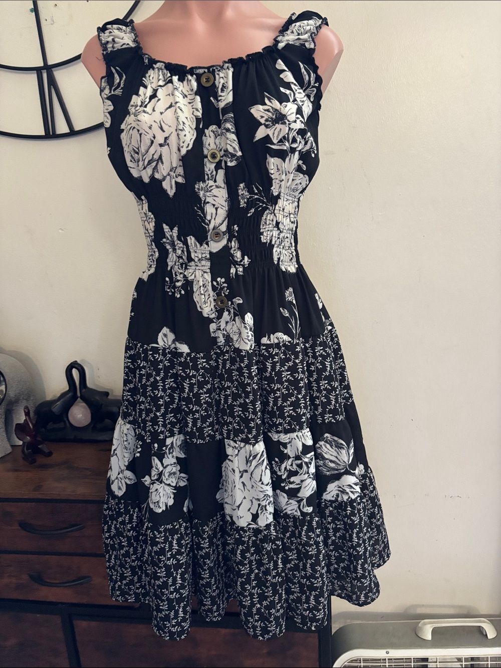 #302 Women’s Black & White Floral Tiered Sundress